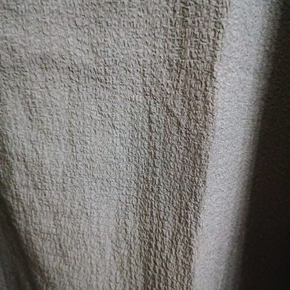 ANDREE BY UNIT Black V-Neck Top - Picture 4 of 5